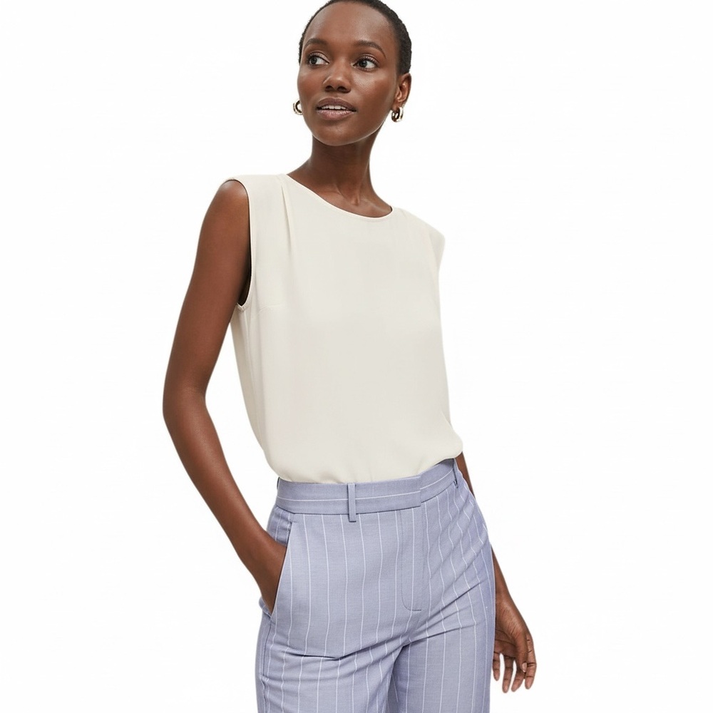 Ann Taylor Sleeveless Crew Neck Blouse